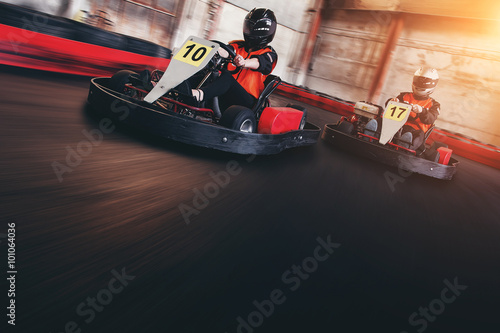Go kart speed rive indor race oposition race photo