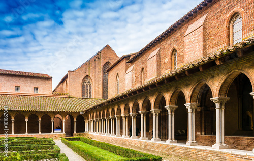 Cloitre du couvent des Jacobins à Toulouse photo