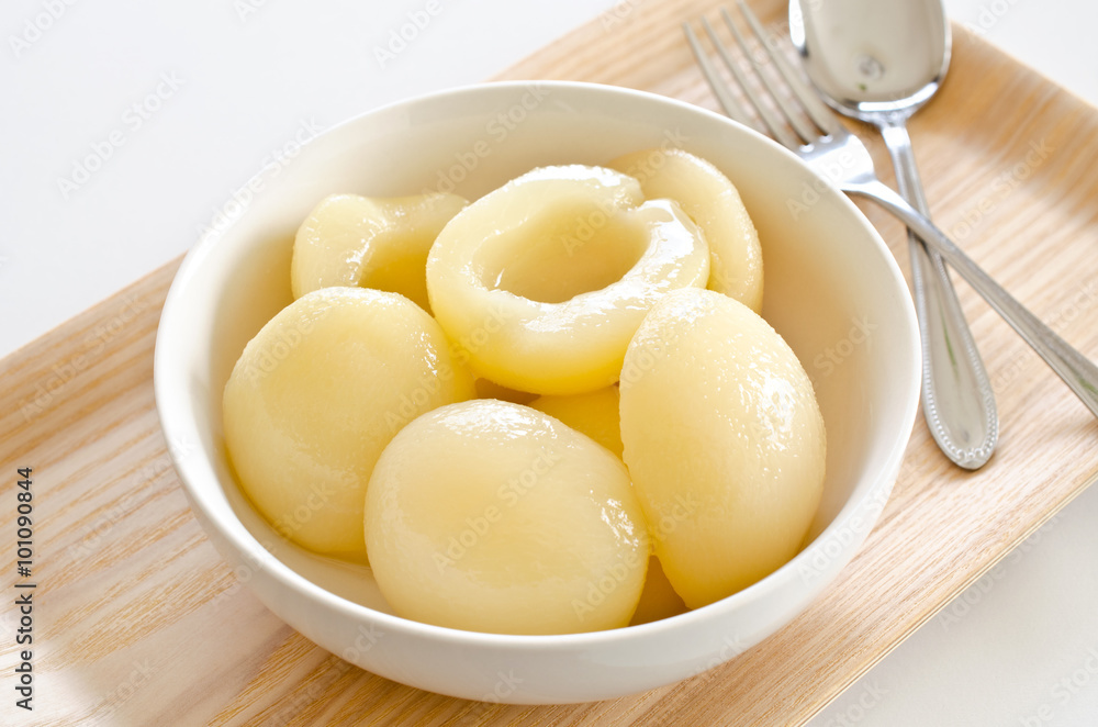 白桃のシロップ漬け