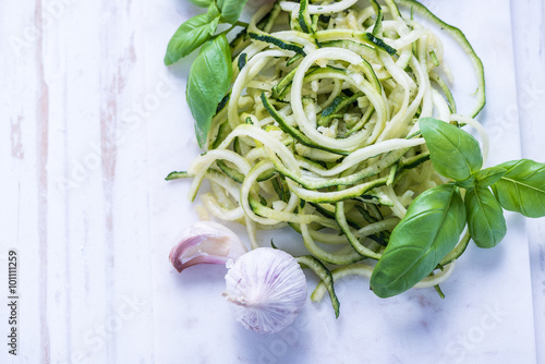 clean eating, courgette spaghetti
