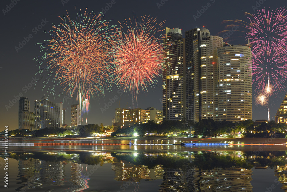 Obraz premium Beautiful Fireworks, Festival at Pattaya city ,Thailand.