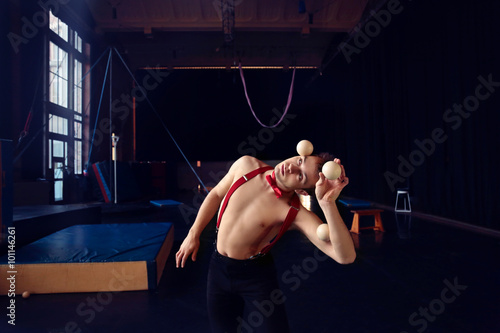 Juggler at the circus school