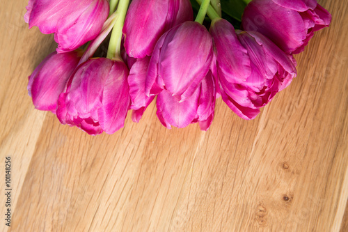Schöner Blumenstrauß aus Tulpen