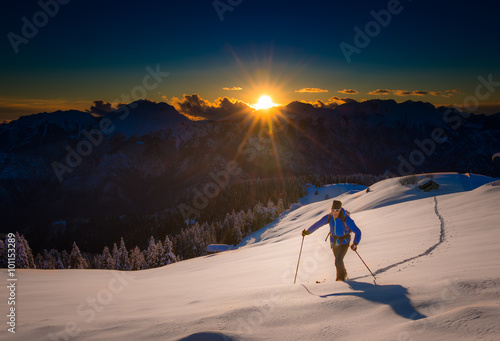 Ascending to the top. Ski mountaineering Cross country skiing al