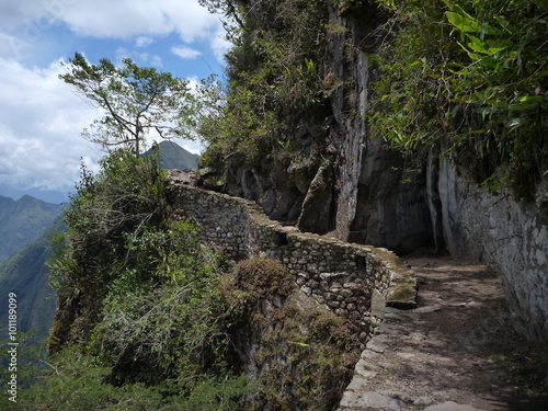 puente del inka at machu picchu photo