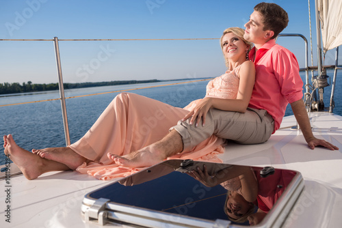 Couple on the yacht © illustrissima