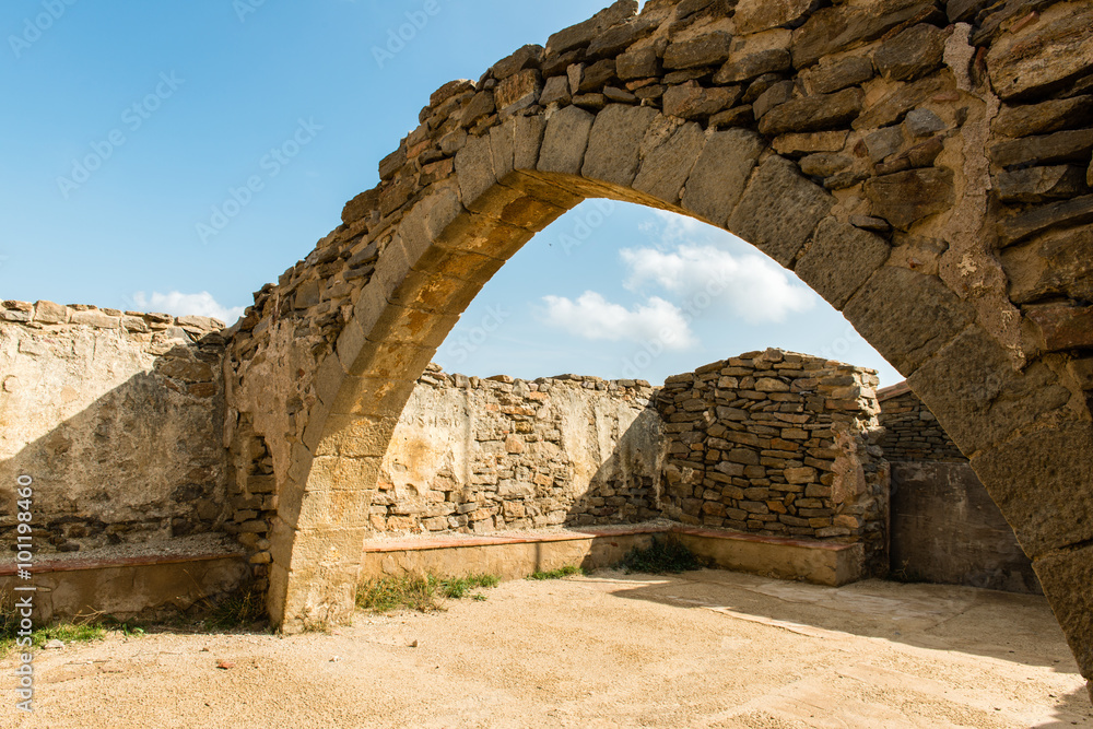Restos de la ermita de Santa Isabel. Rubielos de Mora. Teruel. España