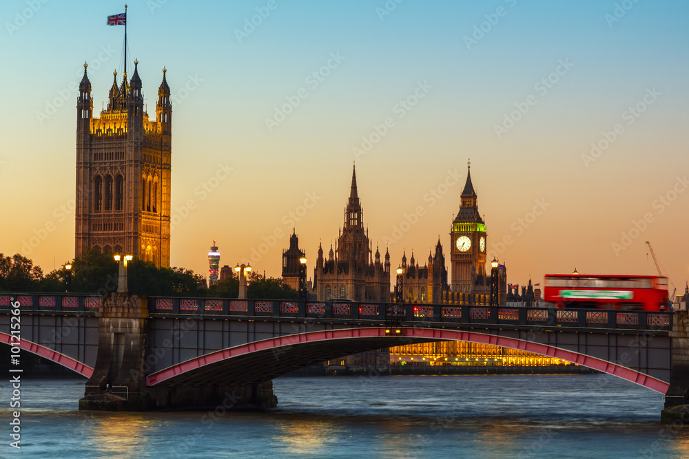 London, Big Ben and Houses of Parliament at dusk London, Big Ben and Houses of Parliament at dusk