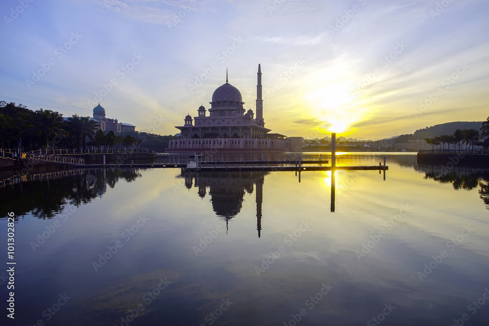 Beautiful reflection of Putra Mosque in the lake during awesome