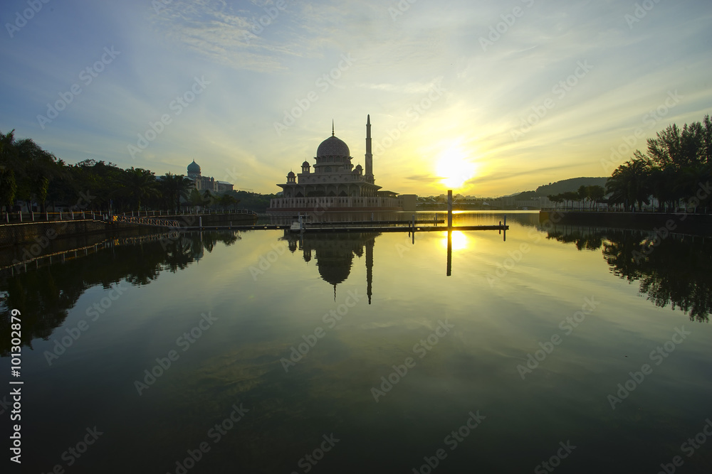 Beautiful reflection of Putra Mosque in the lake during awesome