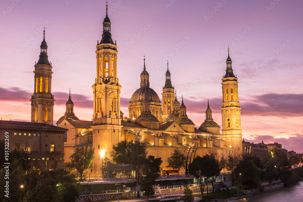 Obraz premium Cathedral of Our Lady of Pillar