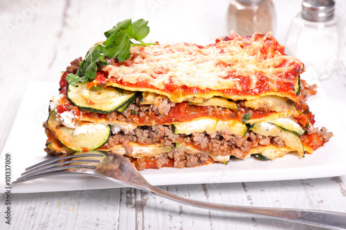 beef and courgette lasagna