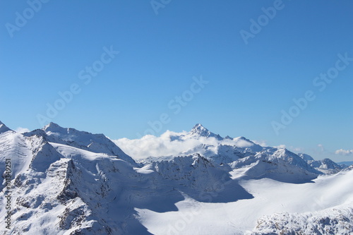 Mount Elbrus  Caucasus mountain range  Russia
