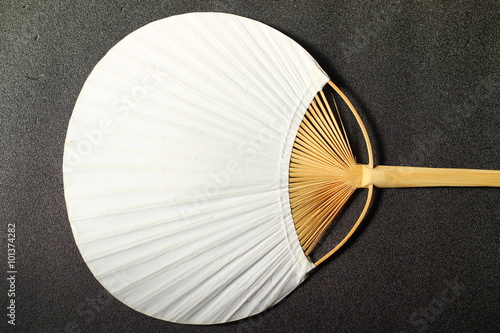 日本の伝統的なうちわ