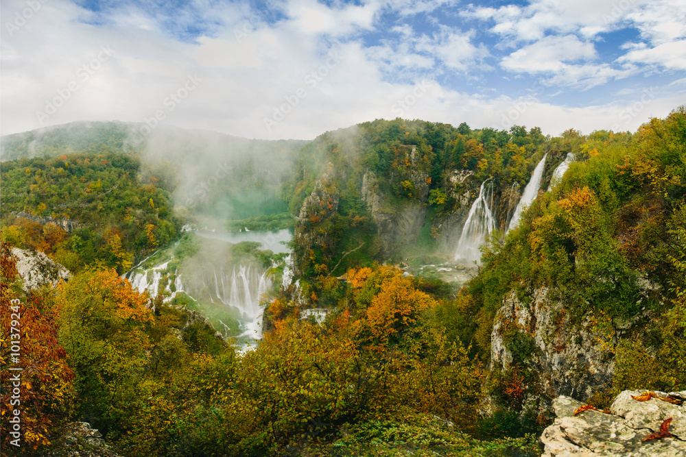 Fototapeta premium Greatest waterfalls in Plitvice National Park, Croatia UNESCO world heritage site