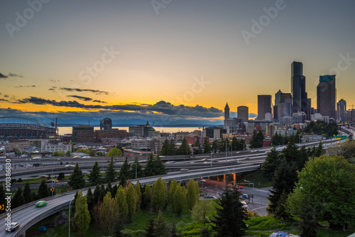 Seattle, Sunset view from dr. Jose Rizal bridge