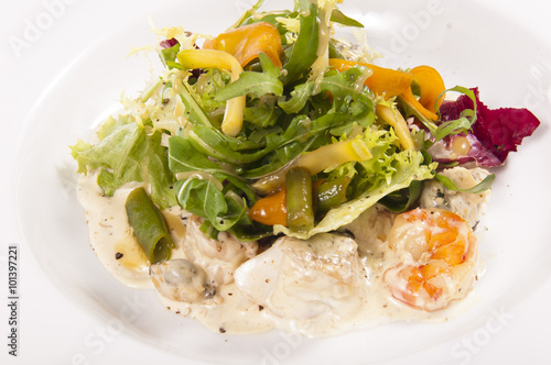 salad with seafood