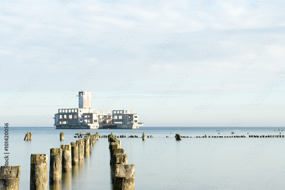Φωτογραφία Ruins of famous german torpedo at Baltic sea in coast of Gdynia