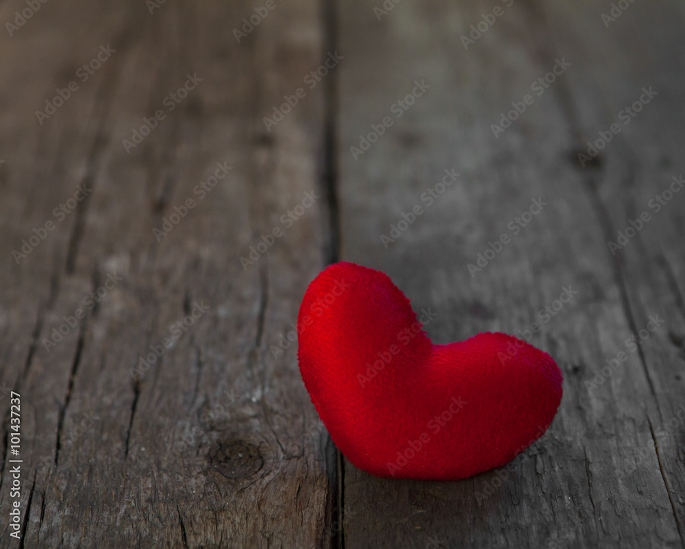 Fototapeta premium Valentines day red heart on old wooden background