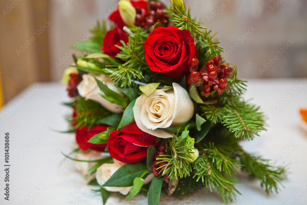 Obraz premium winter bridal bouquet of flowers and fir branches