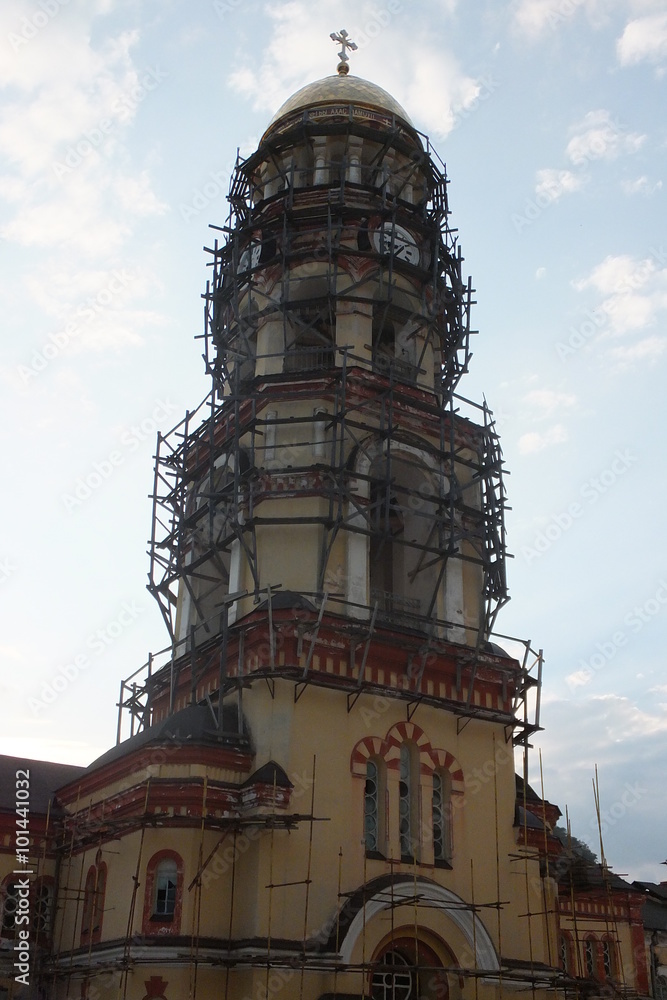 Naklejka premium restoration dome of church
