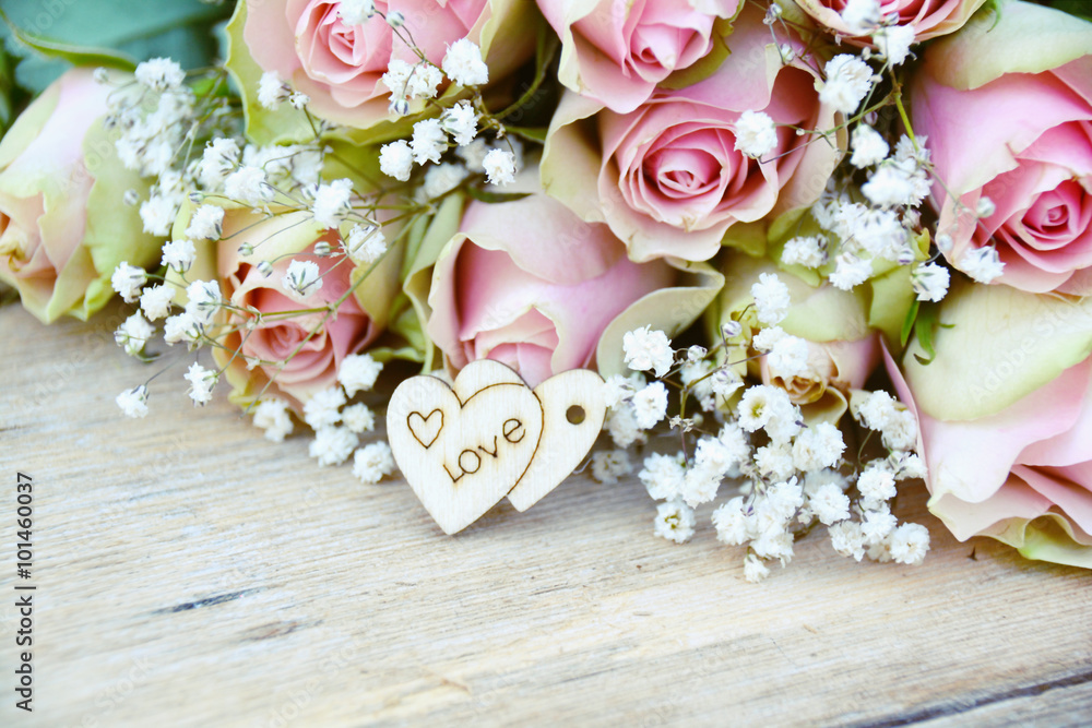 Φωτογραφία Grußkarte - rosa Rosenstrauß mit Herz - Blumen zum Valentinstag, Hochzeit, Mutte