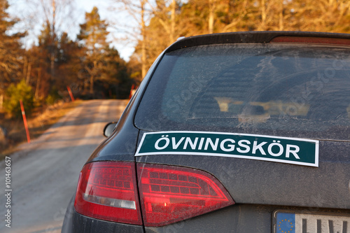 Swedish sign for driving practice ongoing.