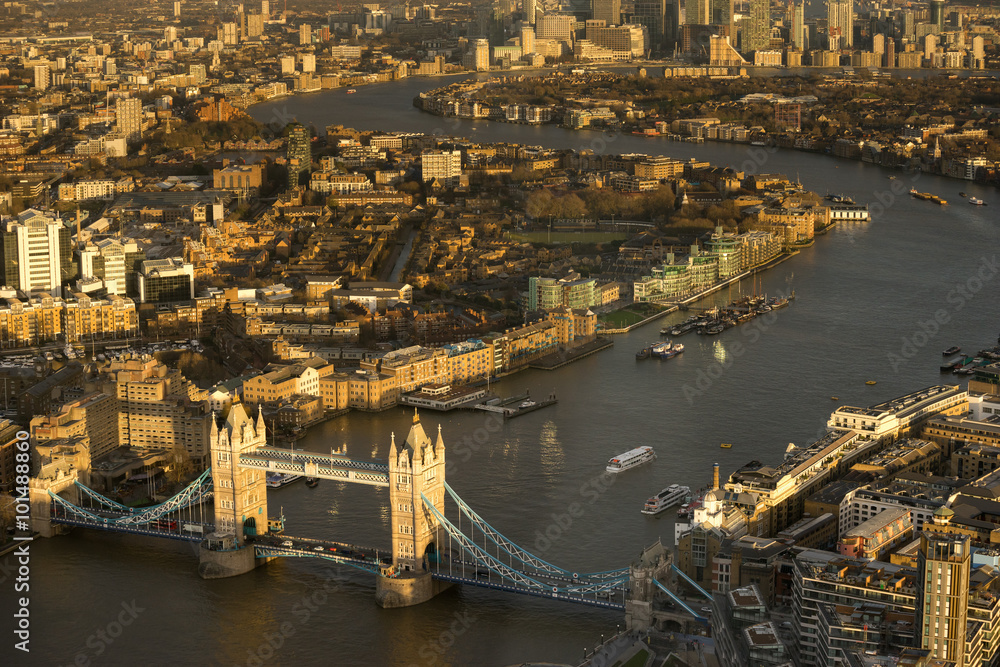 Naklejka premium Tower Bridge, London, top view