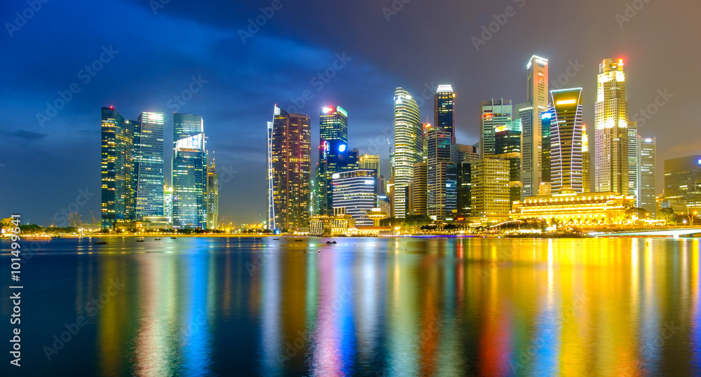 Fototapeta premium Singapore Skyline and view of Marina Bay
