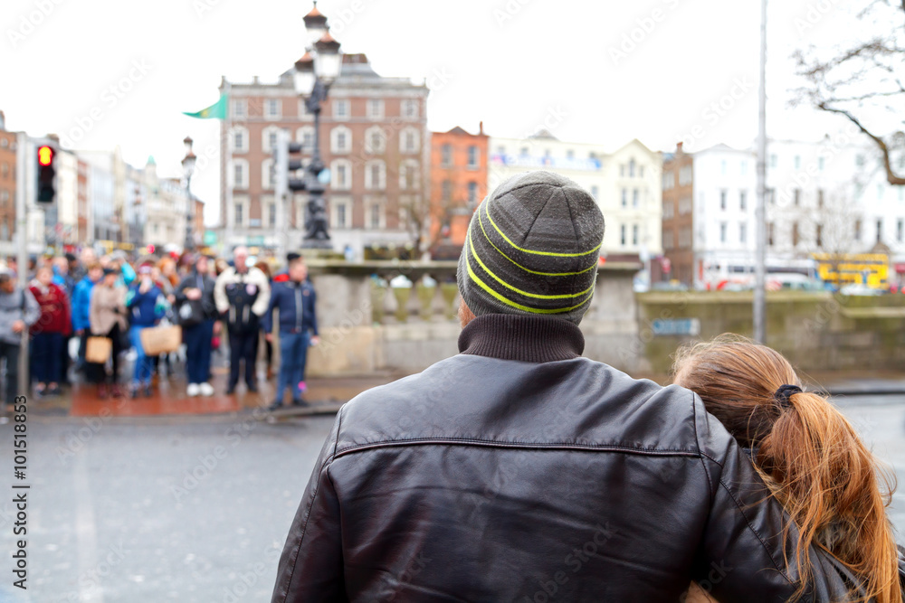 Fototapeta Crossing the street
