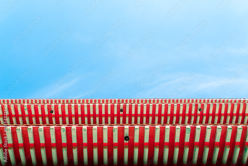 Fototapeta premium Chinese roof with blue sky