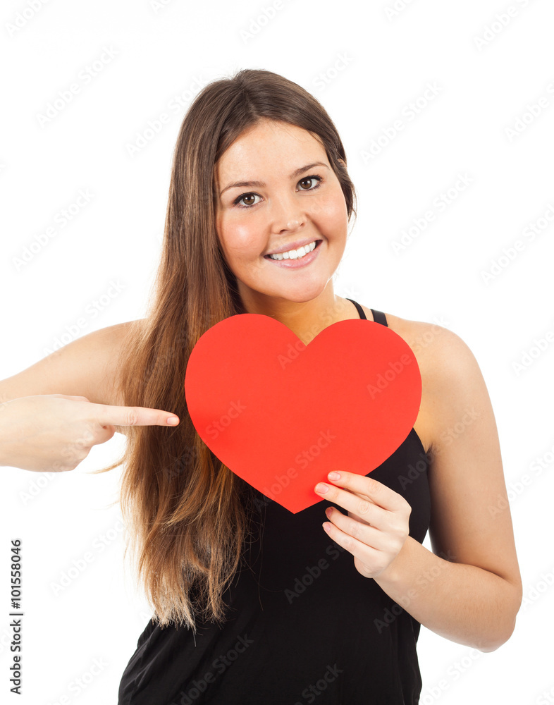 femme amoureuse avec un coeur dans la main à la saint valentin femme amoureuse avec un coeur dans la main à la saint valentin