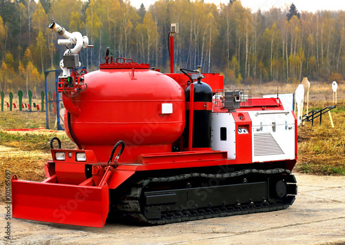 Obraz na płótnie Self-propelled fire robot w salonie