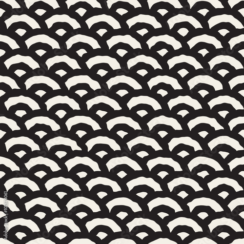 Vector Seamless Black And White Hand Painted Line Geometric Circular Oriental Pattern