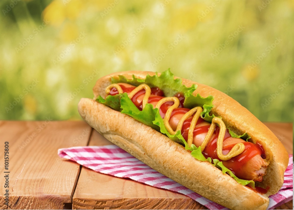 Hot Dog. Hot Dog.
