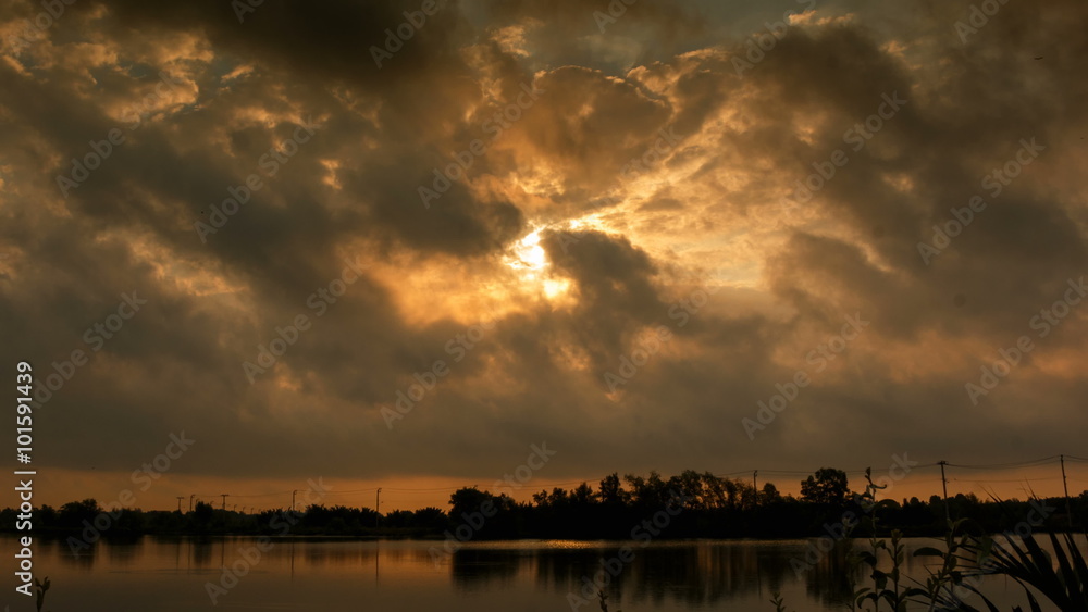 Beautiful sunrise over a lake with clouds , Time lapse, 4K
Beautiful sunrise over a lake with clouds , Time lapse, 4K