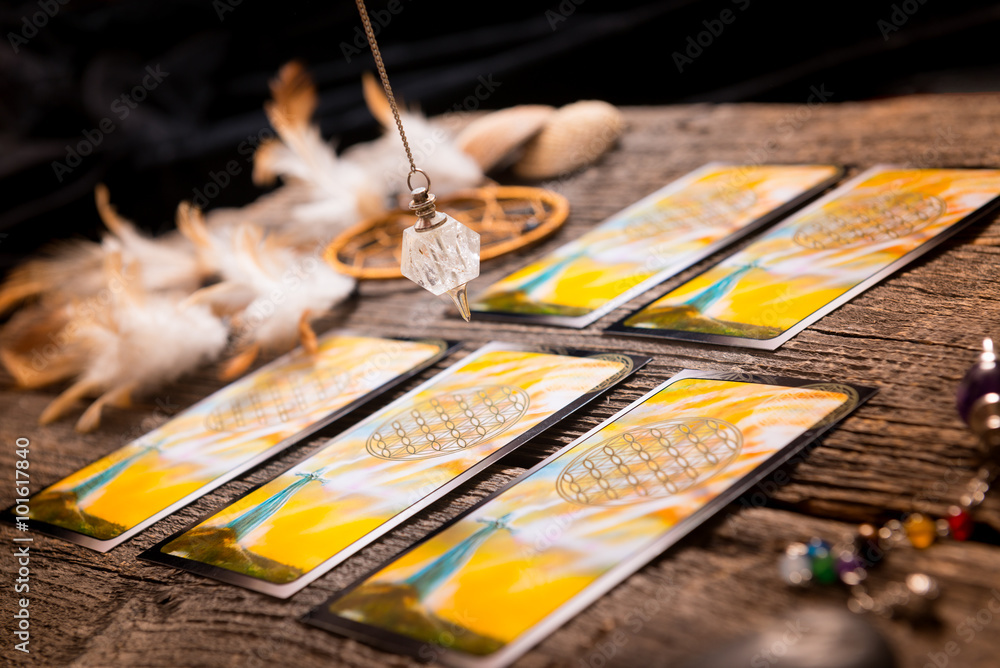 Fotografie Tarot cards and other accessories
