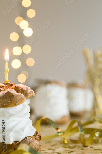 Fotografie Make a wish and blow out the candle