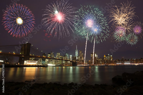 Fireworks over New York © Minerva Studio