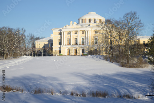 Павловский дворец морозным февральским днем. Павловск
