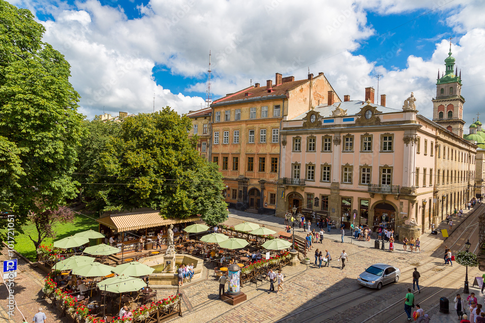 Ταπετσαρία Lviv - the historic center of Ukraine