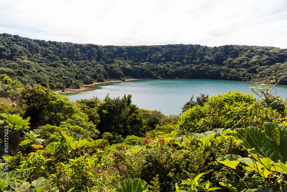 Obraz premium Lake Botos at vulcano Poas in Costa Rica