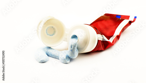 Wallpaper Mural Tube of toothpaste Torontodigital.ca