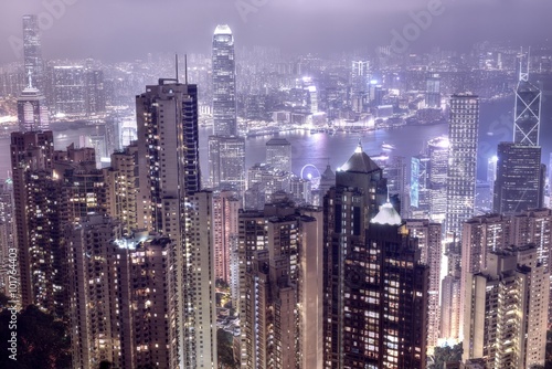Hong Kong skyline from Victoria's Peak © akturer