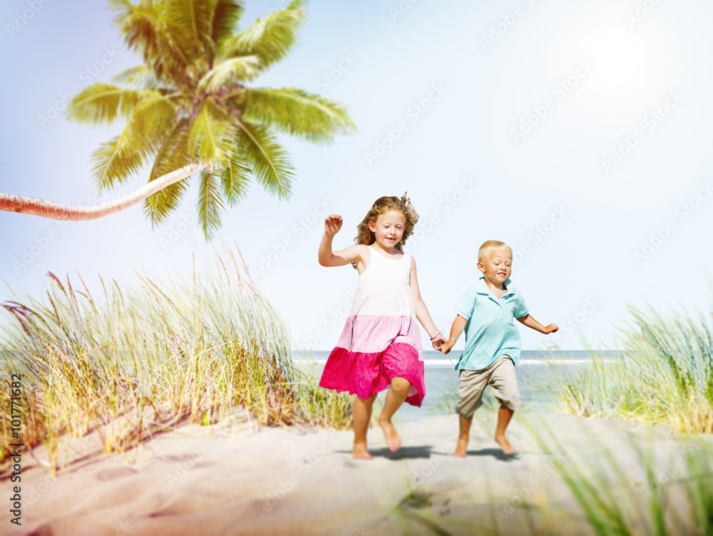 Sibling Happiness Summer Beach Vacations Concept Sibling Happiness Summer Beach Vacations Concept
