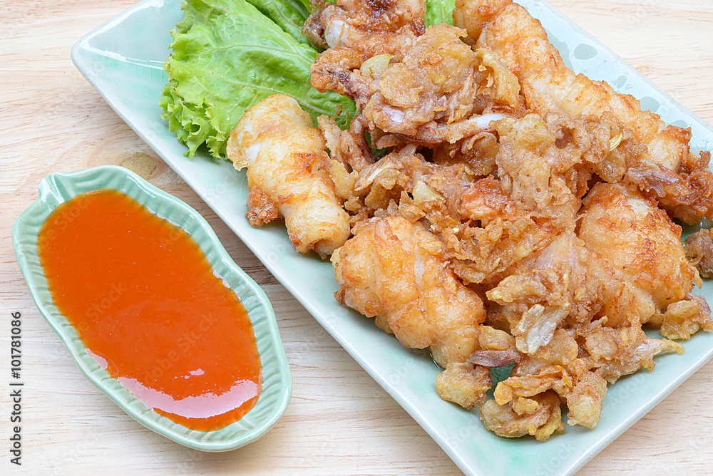 Fried squid with garlic pepper
Fried squid with garlic pepper