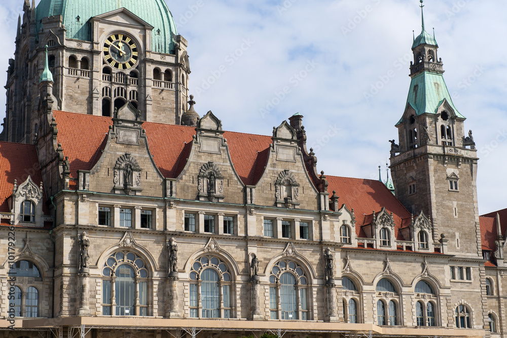 Obraz premium City hall in Hanover at summer day