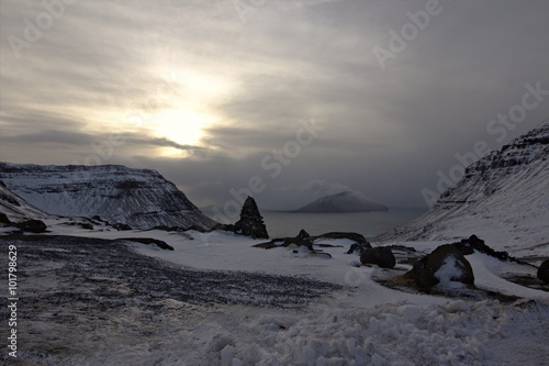 The Faroe Islands on a winter day  © polhansen