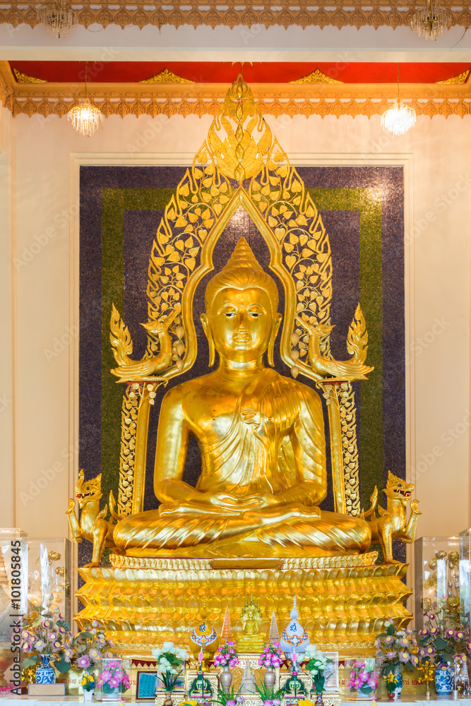 Beautiful golden Buddha Beautiful golden Buddha