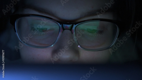 Wallpaper Mural Woman look at computer screen at night Torontodigital.ca